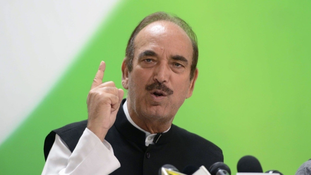 کشمیر کے تمام لوگ شہری ہلاکتوں کی مذمت کرتے ہیں: غلام نبی آزاد