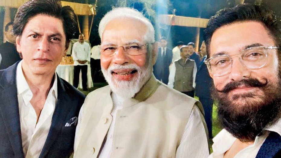 شاہ رخ خان نے فلمی ہستیوں سے گفتگو کے لئے وزیر اعظم کا شکریہ ادا کیا