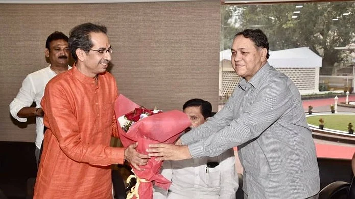 اہم خبریں: دلیپ ولسے پاٹل مہاراشٹر اسمبلی کے خصوصی اجلاس کے لیے پروٹرم اسپیکر ہوں گے