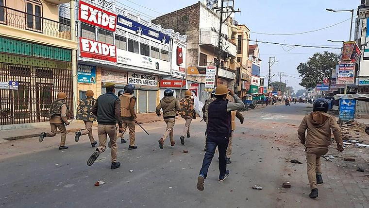 سی اے اے کے خلاف پرتشدد مظاہرے، یوپی میں 11 افراد ہلاک