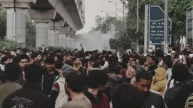 جامعہ کے طلبا نے فی الحال تحریک واپس لی، 5 جنوری تک سرمائی تعطیل کا اعلان