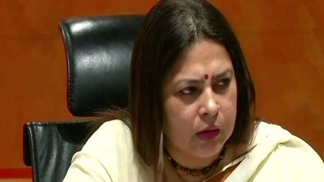 شاہین باغ مظاہرین کو بی جے پی رہنما میناکشی کی دھمکی! ’بہتر ہے خود ہی گھر چلے جائیں‘