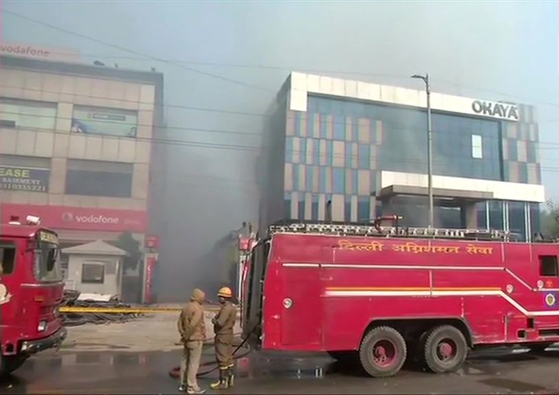 دہلی: پیراگڑھی کی فیکٹری میں زبردست آتشزدگی، 14 افراد زخمی