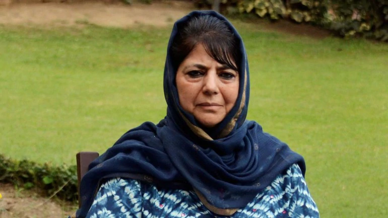 محبوبہ مفتی کا قید خانہ تبدیل، اب گھر میں نظر بند رہیں گی