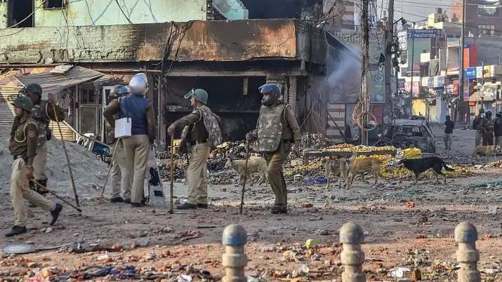 دہلی تشدد: چار دن بعد بھی دہشت کا ماحول، لوگ رات بھر پہریداری کرنے پر مجبور