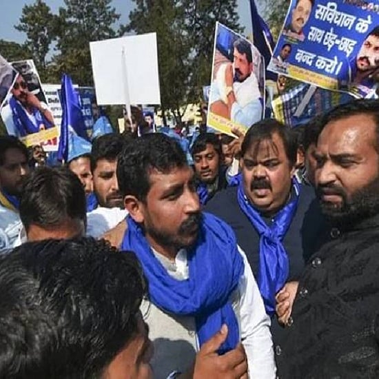 تصویر سوشل میڈیا