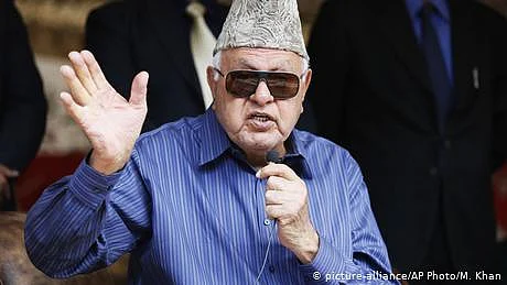 جو ہمیں ’گپکار گینگ‘ کہتے ہیں وہ سب سے بڑے ’ڈاکو‘ ہیں: فاروق عبداللہ