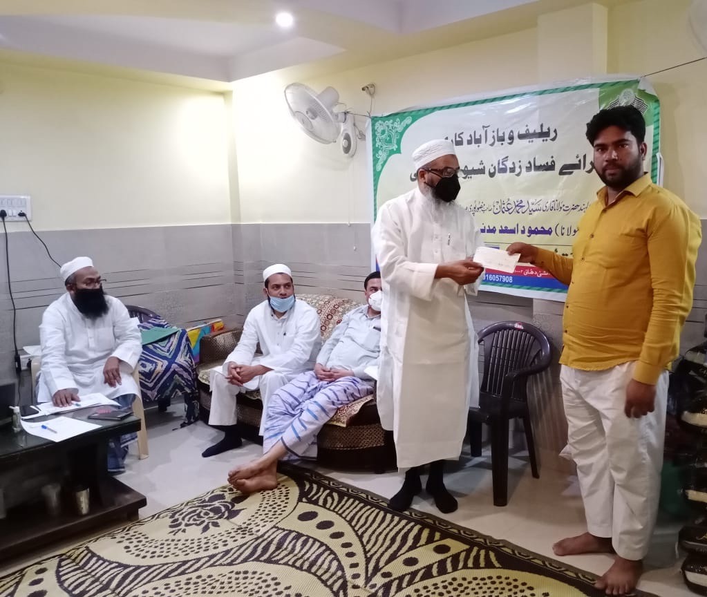 دہلی فساد: 64 چھوٹے تاجروں کی بازآبادکاری کے لیے جمعیۃ علماء ہند کی طرف سے چیک تقسیم