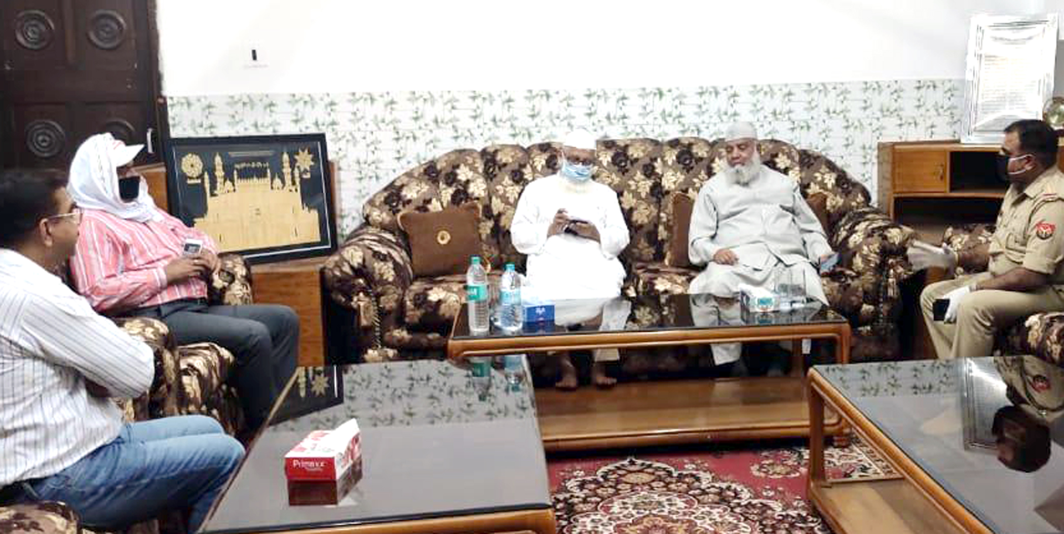 دیوبند: دارالعلوم کے سالانا امتحانات منسوخ، لاک ڈاؤن کے دوران فورسز تعینات