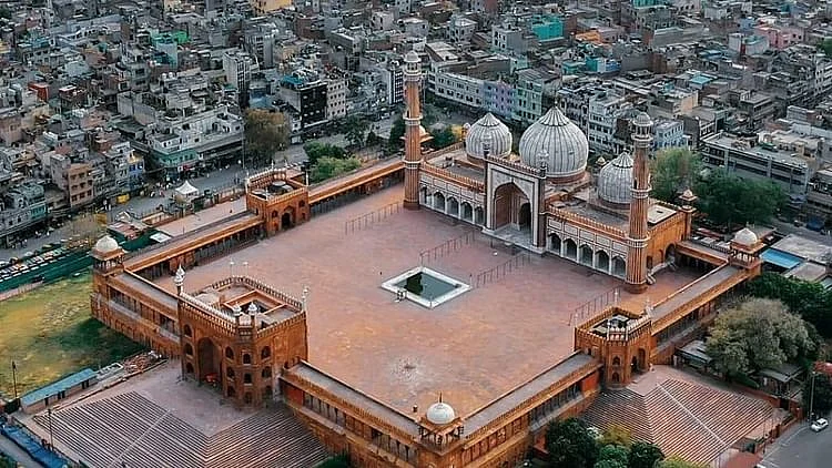 تصویر سوشل میڈیا