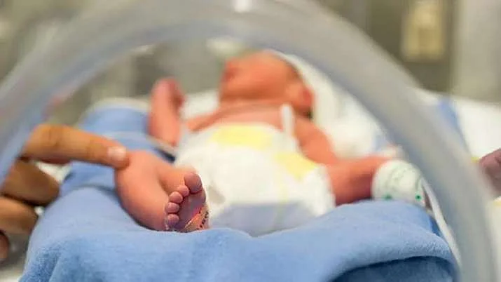 ایمس سے آئی خوشخبری، کورونا پازیٹو خاتون ڈاکٹر سے پیدا بچے میں نہیں انفیکشن