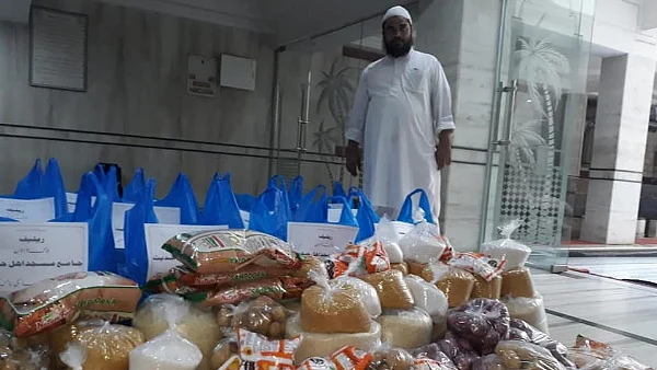 ممبئی: مسجد کی جانب سے رمضان میں غیر مسلم بھائیوں کے لیے بھی کھانے کا انتظام