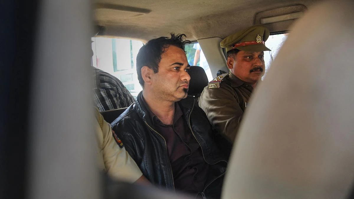 ڈاکٹر کفیل خان پر لگے این ایس اے کی مدت تین ماہ کے لئے بڑھائی گئی