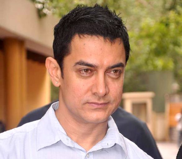 عامر خان کا متعدد اسٹاف کورونا پازیٹو، ماں کے لیے کی دعا کی اپیل