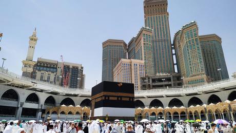 حج کو اقلیتی امور سے وزارت خارجہ میں منتقل کیا جائے: علما اور دانشوروں کا مطالبہ