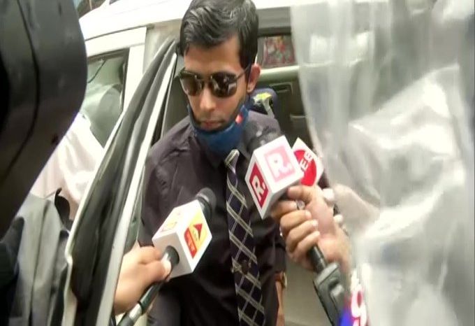 سوشانت سنگھ راجپوت معاملہ: بہار کے آئی پی ایس افسر قرنطینہ سے آزاد، ممبئی چھوڑنے کے احکامات
