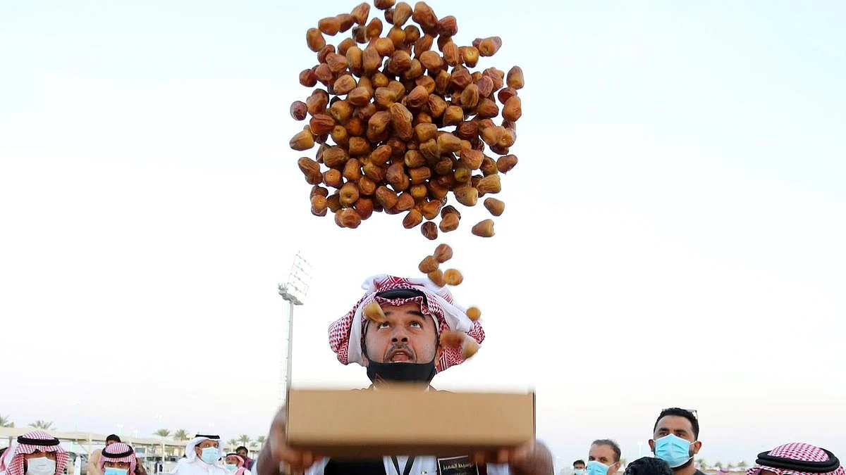 سعودی عرب: مشہور عنیزہ کھجور کا سالانہ میلہ اپنے عروج پر