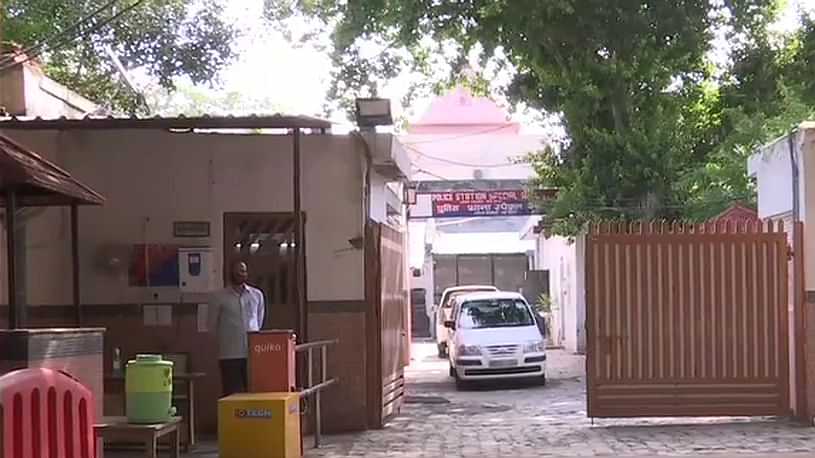 دہلی: داعش کا مبینہ دہشت گرد دھولا کنواں سے گرفتار، دو آئی ای ڈی اور اسلحہ برآمد، پولیس کا دعویٰ