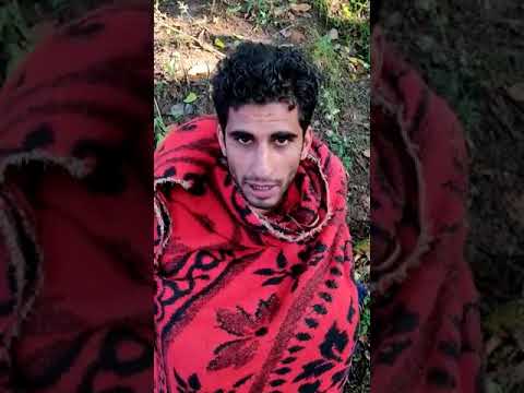 کشمیر: 'اب میں بھارت کا نام روشن کروں گا' خود سپردگی کرنے والے ملی ٹینٹ کا ویڈیو پیغام