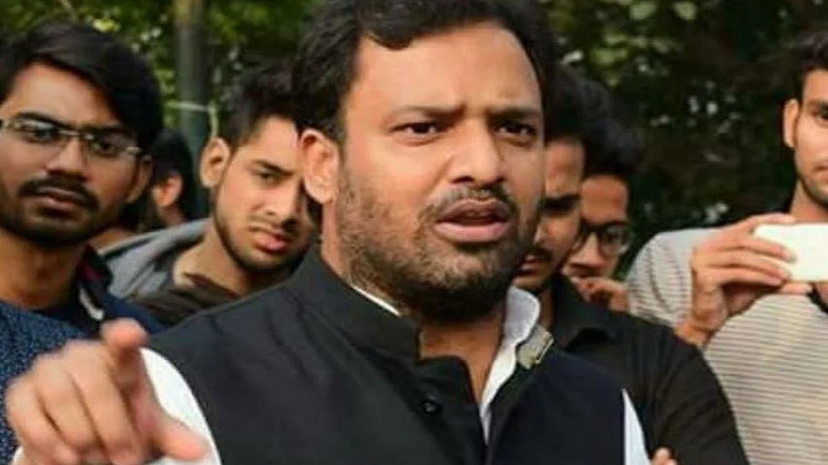یوگی حکومت گئو تحفظ کے نام پر اقلیتی سماج کا استحصال کر رہی: شہنواز عالم