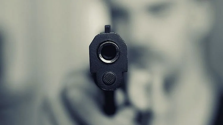 بہار میں بھی جرائم بے قابو، گوپال گنج میں صحافی کا گولی مار کر قتل
