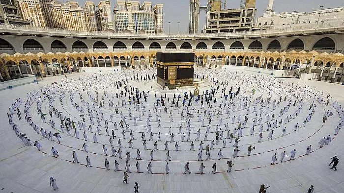 سعودی عرب: سات ماہ کی بندش کے بعد اللہ کا گھر ایک بار پھر آباد