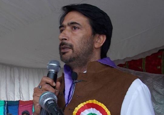 راہل گاندھی کمزوروں کی آواز بلند کرنے والے واحد لیڈر: غلام احمد میر