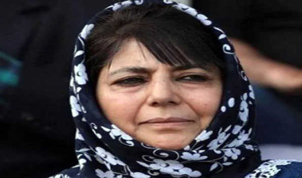 محبوبہ مفتی کو باغیانہ بیان بازی پر گرفتار کیا جانا چاہیے: وی ایچ پی
