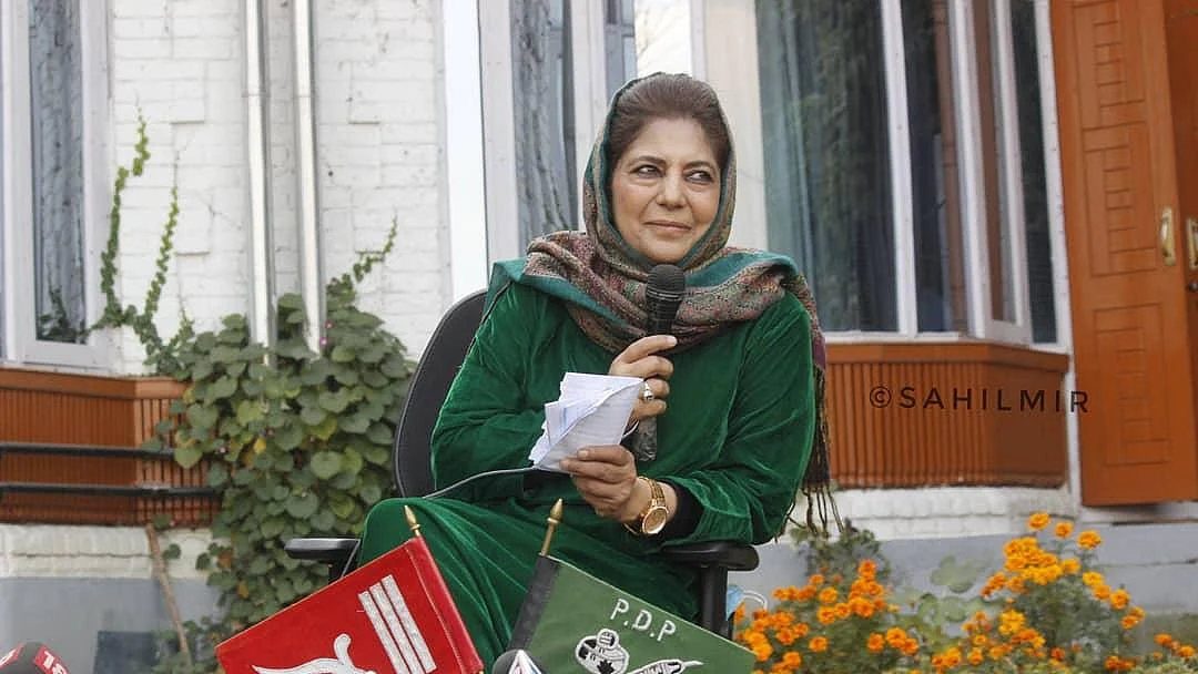پی ایم مودی جب ناکام ہو جاتے ہیں تو کشمیر کا سہارا لے کر ووٹ مانگتے ہیں: محبوبہ مفتی