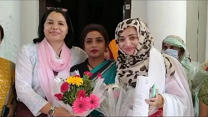 سی اے اے کے خلاف آواز اٹھانے والی منور رانا کی بیٹی عروشہ رانا خاتون کانگریس کی نائب صدر مقرر