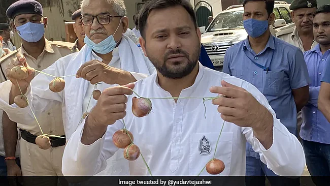 تصویر سوشل میڈیا