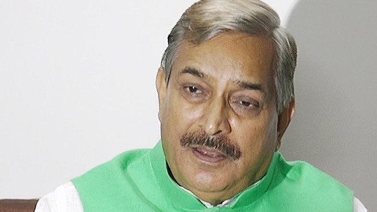 "اب کہاں ہیں پی ایم کو چوڑیاں بھیجنے والی اسمرتی ایرانی، کہاں ہیں ان کی چوڑیاں"