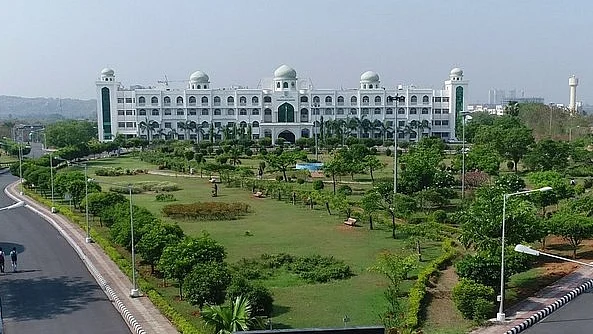 مولانا آزاد نیشنل اردو یونیورسٹی، حیدرآباد / تصویر آئی اے این ایس