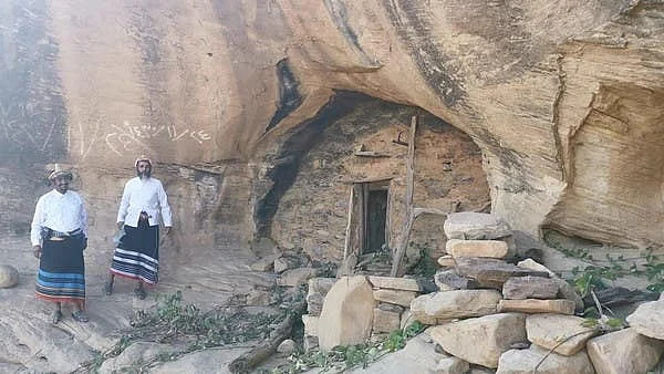 سعودی عرب میں واقع پہاڑی غار / تصویر بشکریہ العربیہ ڈاٹ نیٹ