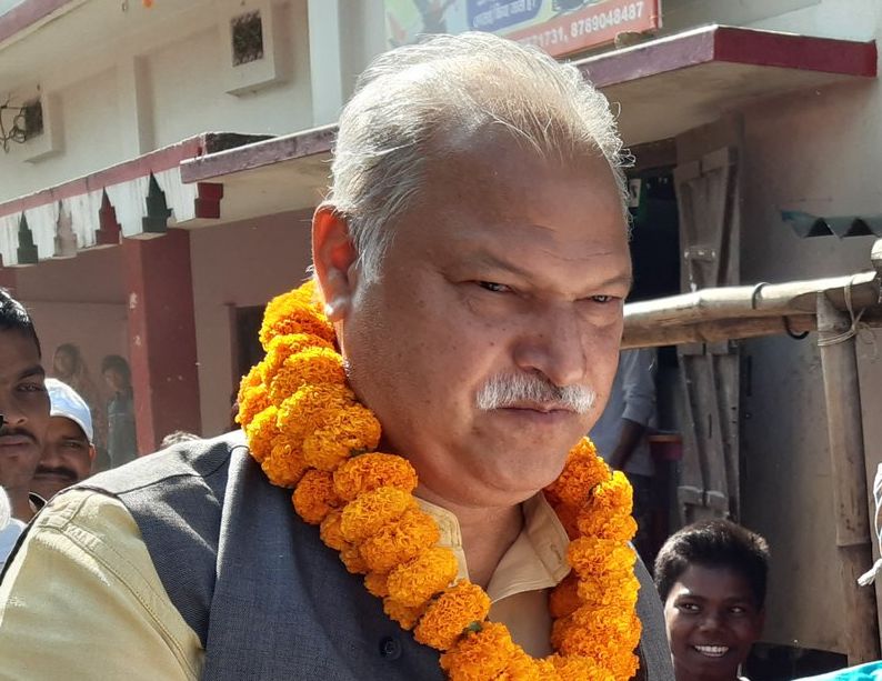بہار: کانگریس رکن اسمبلی شکیل احمد خان نے سنسکرت میں حلف لے کر قائم کی مثال
