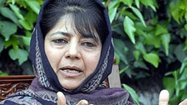 حاجی پرویز پر حملہ سے ناراض محبوبہ مفتی نے جموں و کشمیر انتظامیہ پر لگایا بڑا الزام