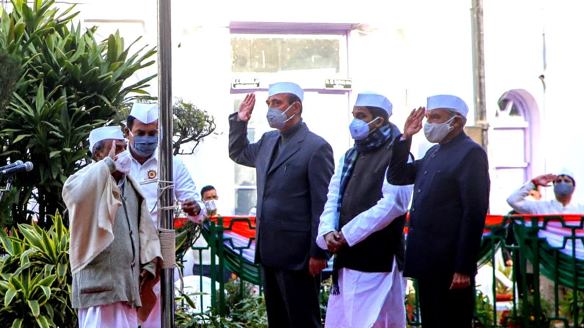 کانگریس کے یوم تاسیس پر سونیا گاندھی کا خصوصی ویڈیو پیغام، راہل نے ’سچ کا ساتھ‘ دینے کا ظاہر کیا عزم