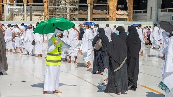 رواں عمرہ سیزن کے دوران دس لاکھ خواتین کی بیت اللہ میں حاضری