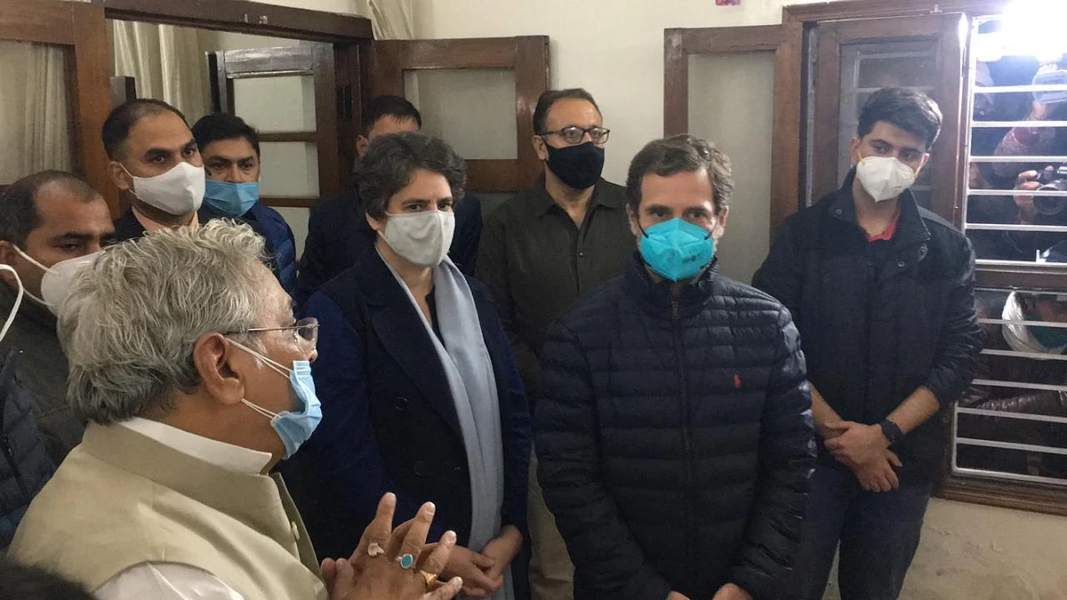 موتی لال وورا کا آخری دیدار کرنے پہنچیں کئی اہم ہستیاں، دیکھیں تصویری جھلکیاں