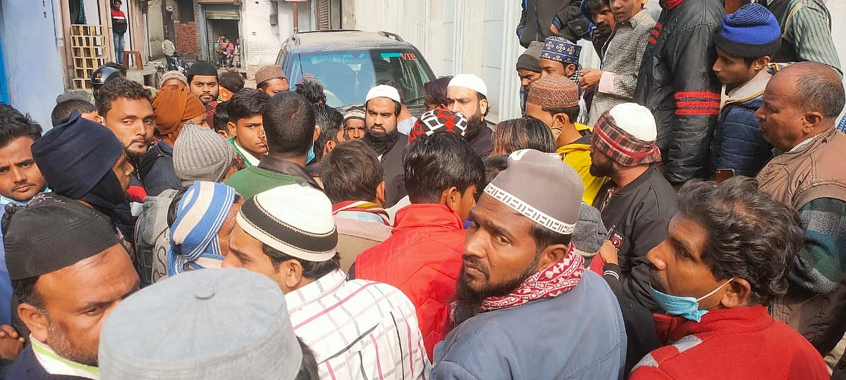 درگاہ اعلیٰ حضرت سے پہنچے رضا ایکشن کمیٹی کے لوگ