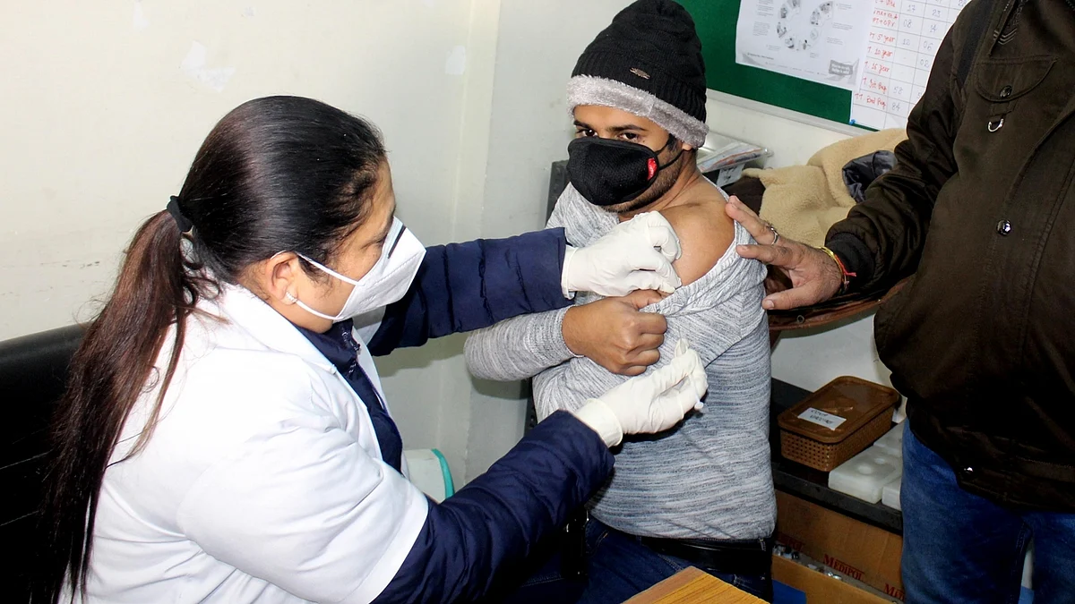 کورونا ٹیکہ کاری: تین لاکھ کا ہدف نہیں ہو سکا پورا، پہلے دن 1.91 لاکھ لوگوں کو لگا ٹیکہ