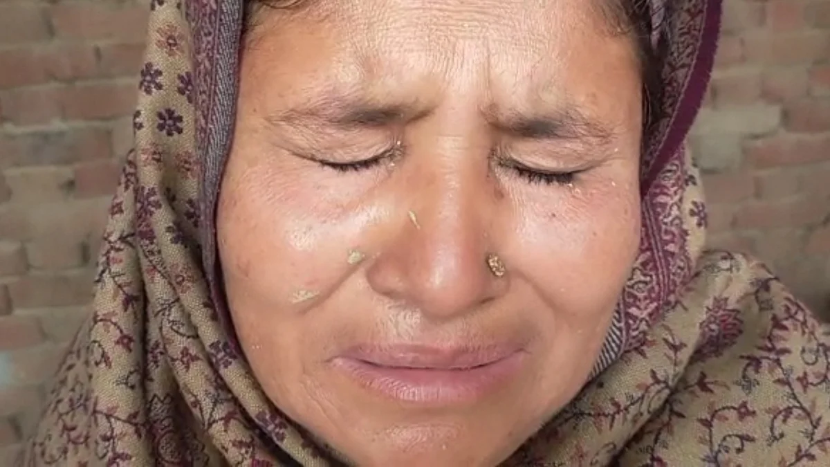 بجنور: ’لو جہاد‘ کے نام پر جیل بھیجے گئے ثاقب کی والدہ کا رو رو کر برا حال، وکیل کرنے کے پیسے بھی نہیں!