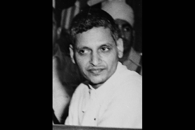 مدھیہ پردیش: ہندو مہاسبھا نے گاندھی کے قاتل گوڈسے کے نام پر کھولا اسٹڈی سنٹر