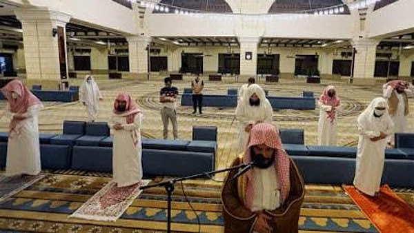 تین روز کے دوران سعودی عرب میں 32 مساجد عارضی طور پر بند