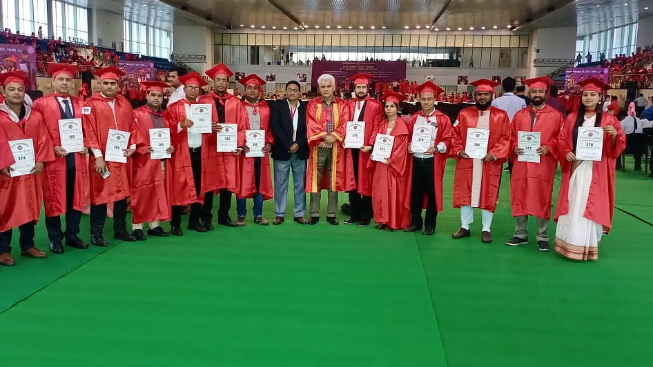 دہلی یونیورسٹی میں تقریب برائے تقسیمِ اسناد، اردو صحافی سید عینین علی حق کو بھی ڈگری تفویض
