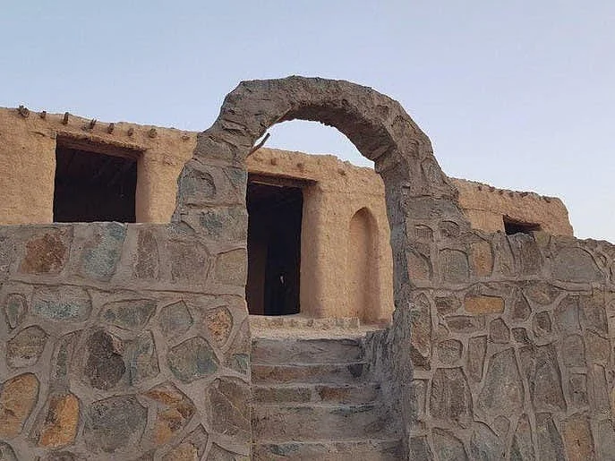 سعودی عرب میں کھجوروں اور چشموں کا 2 ہزار سال پرانا گاؤں