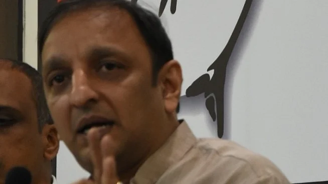 آخر بی جے پی پر کیوں لگ رہا ’سَنگھ جہاد‘ کا الزام؟