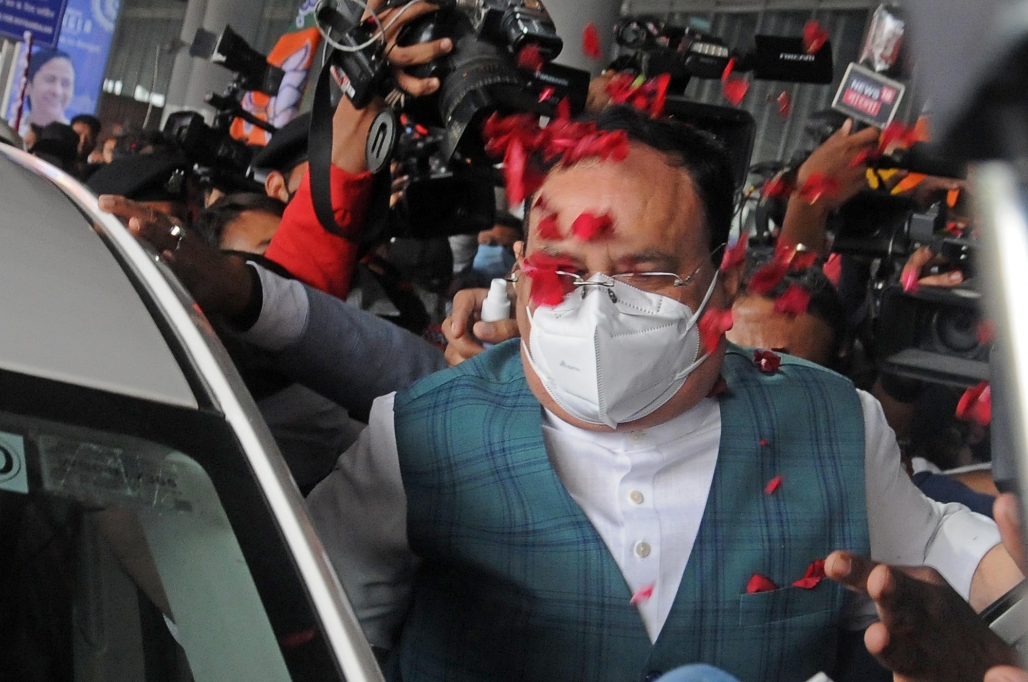 مغربی بنگال: بی جے پی قومی صدر نے ’رتھ یاترا‘ کا کیا افتتاح، مالدہ روڈ شو میں لگے ’جے شری رام‘ کے نعرہ