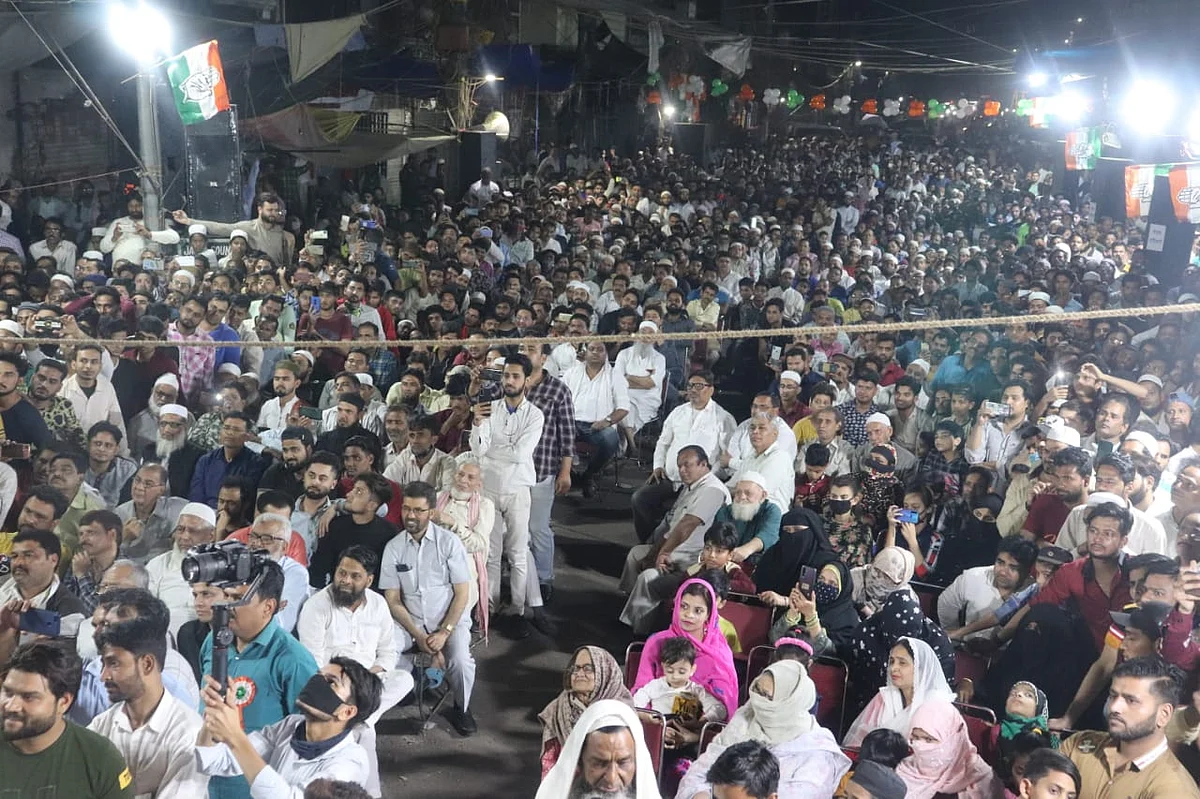 چوہان بانگر کی زندہ دل عوام نے کیجریوال کو ہرانے کا کام کیا: عمران پرتاپ گڑھی