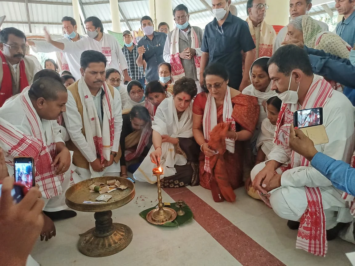 پرینکا گاندھی، تصویر ٹوئٹر @INCIndia
